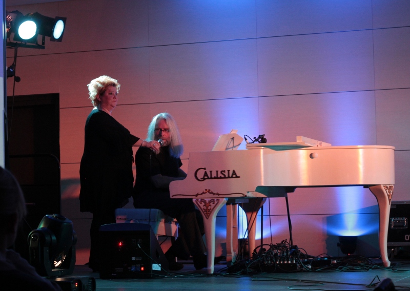 Galeria zdjęć – Kulturalia – Lora Szafran 17.12.2011